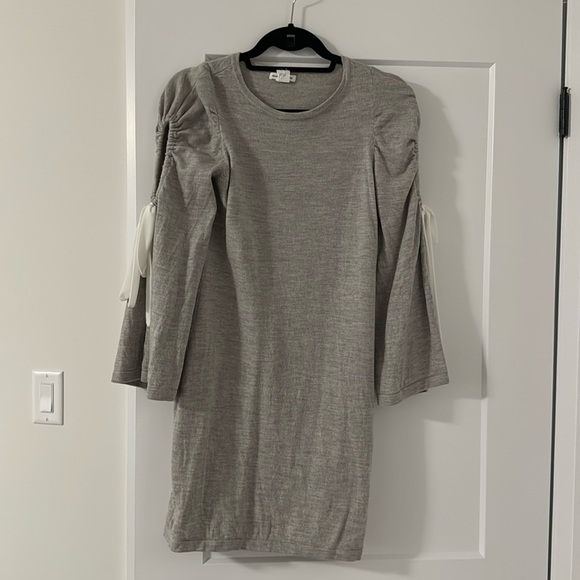 Club Monaco sweater dress - Picture 1 of 3